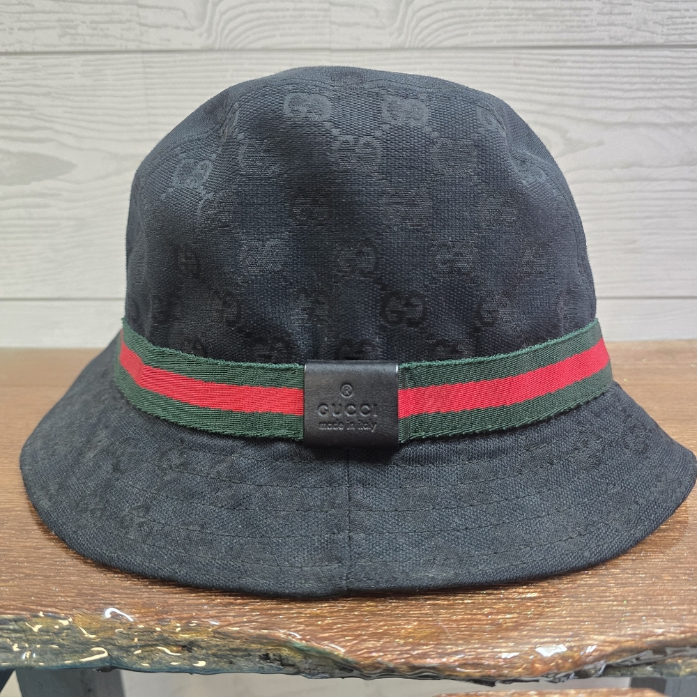 Gucci Black Bucket Hat with Green and Red Stripe